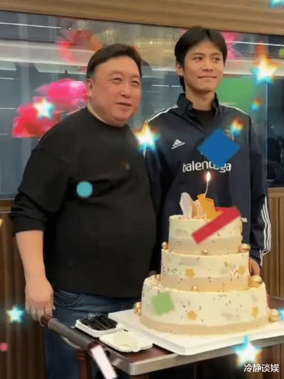 亿腾证券 从翻车到试探复出: 疯狂小杨哥现身王晶生日会的背后信号